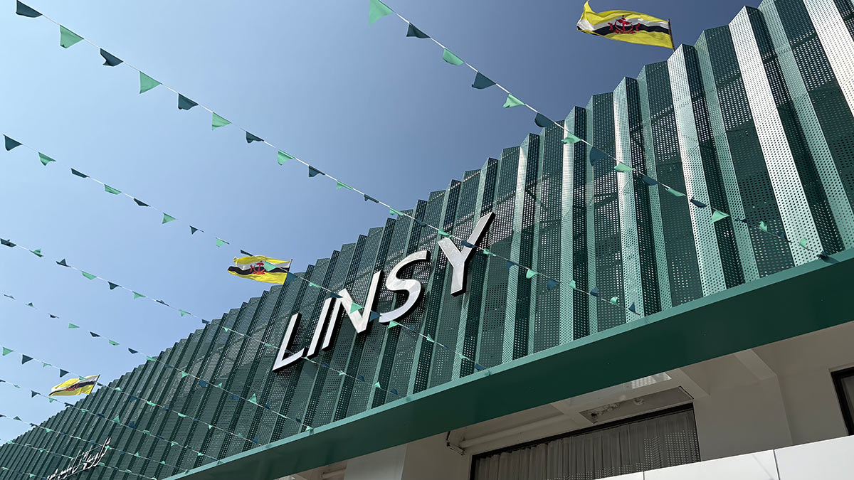 การเปิดตัวร้าน LINSY Brunei อย่างไม่เป็นทางการ